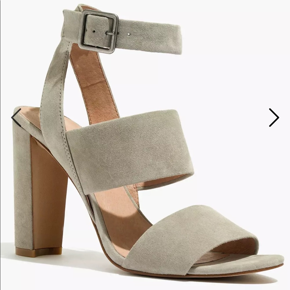 The Octavia Sandal / 9H MEDIUM / CASTLE ROCK